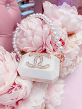 Load image into Gallery viewer, White Pearlescent AirPods PRO