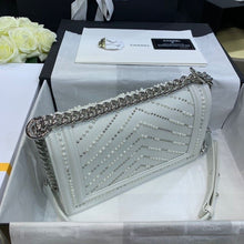 Load image into Gallery viewer, White Pearls Bag
